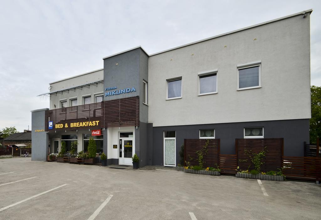 Bed&Breakfast Mikunda Chrzanow Exterior photo